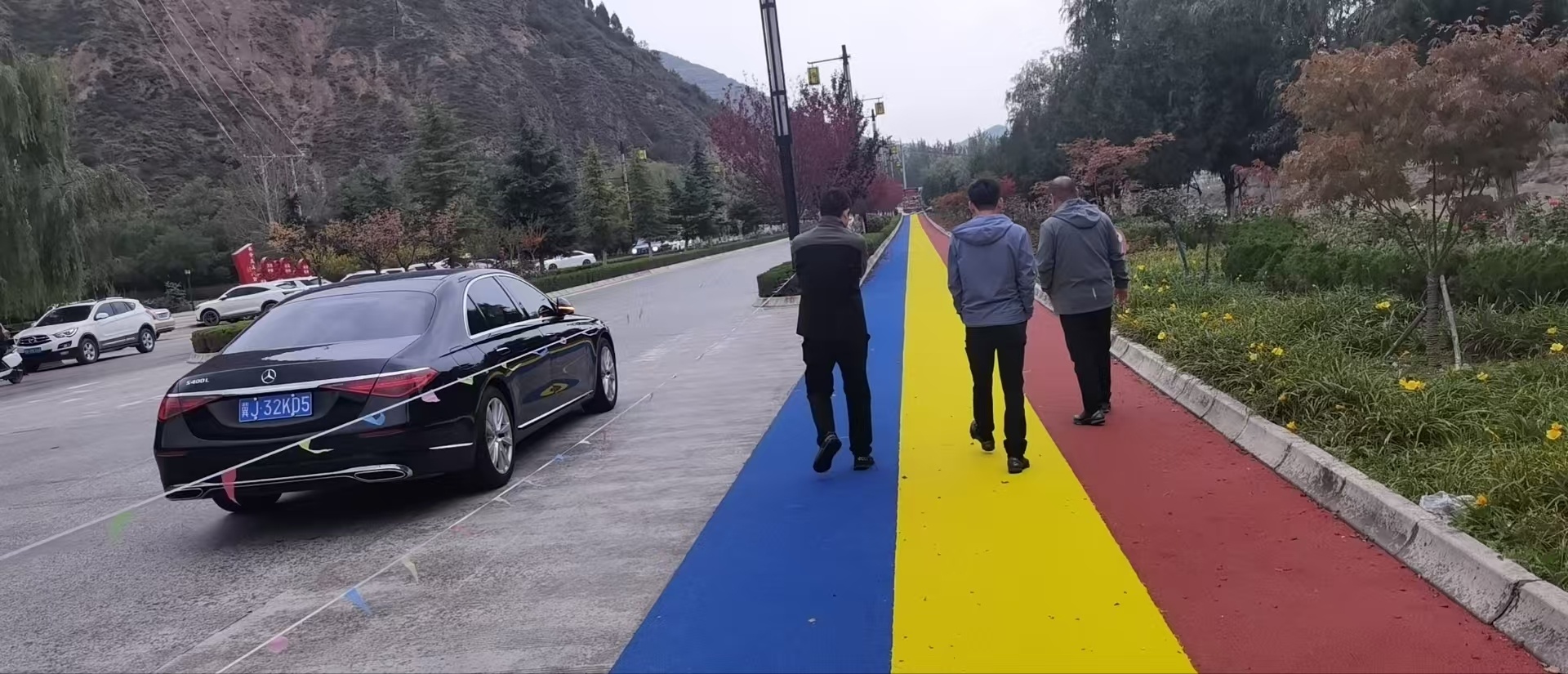 贵阳市橡胶跑道塑胶地面 - 方案